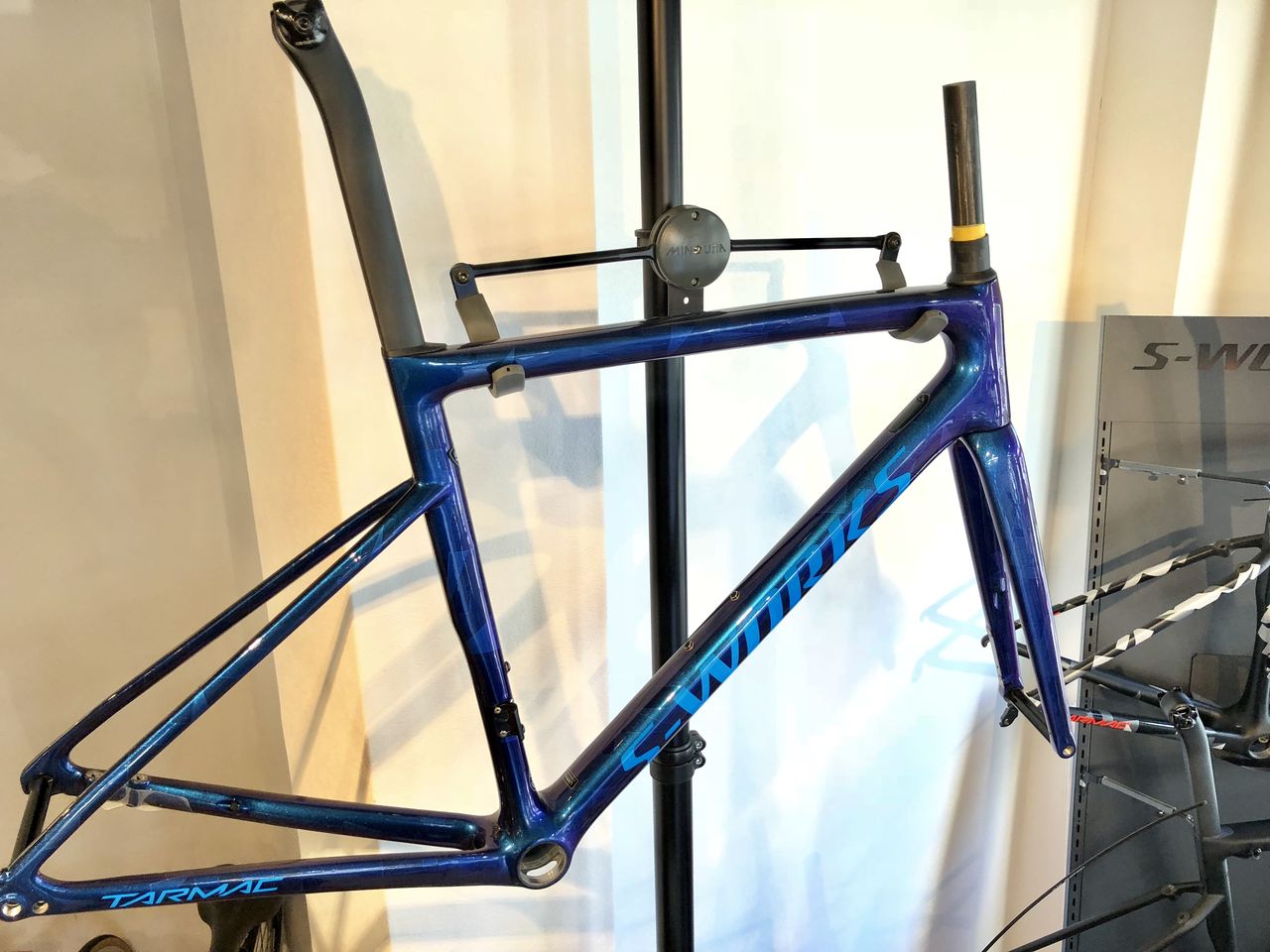 S-WORKS TARMAC DISC 希少カラー到着!! : SBC 新着情報 S-WORKS TARMAC DISC 希少カラー到着!! : SBC 新着情報