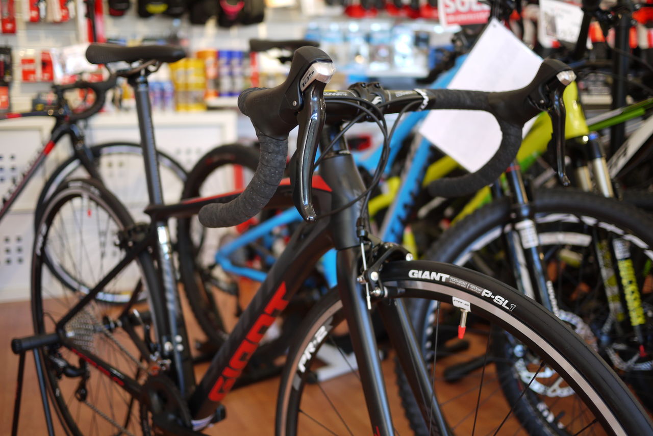 GIANT TCR SLR 2とTCR 1が入荷しました! : SBC 新着情報
