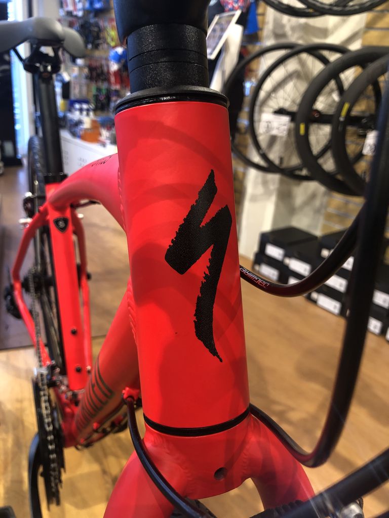 通勤 通学クロスバイク 売れています Specialized Sirrus Sbc 新着情報 通勤 通学クロスバイク 売れています Specialized Sirrus Sbc 新着情報