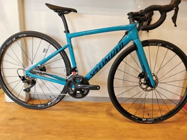 初めてのカーボンロードバイクにSPECIALIZED「TARMAC」！ : SBC 新着情報
