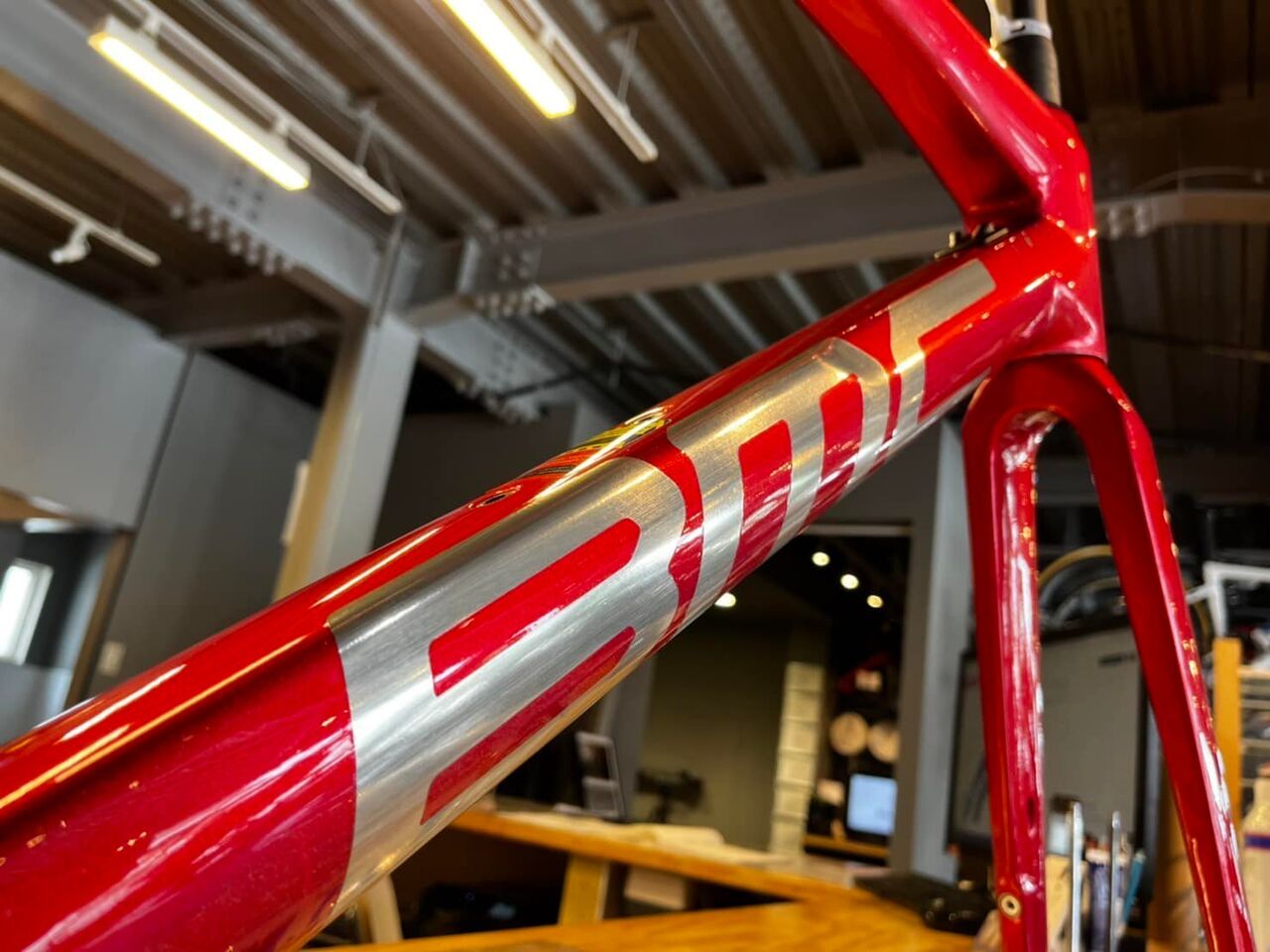 新商品入荷!!BMC Teammachine SLR FRS フレームセットV2 : SBC 新商品入荷!!BMC Teammachine SLR FRS フレームセットV2 : SBC