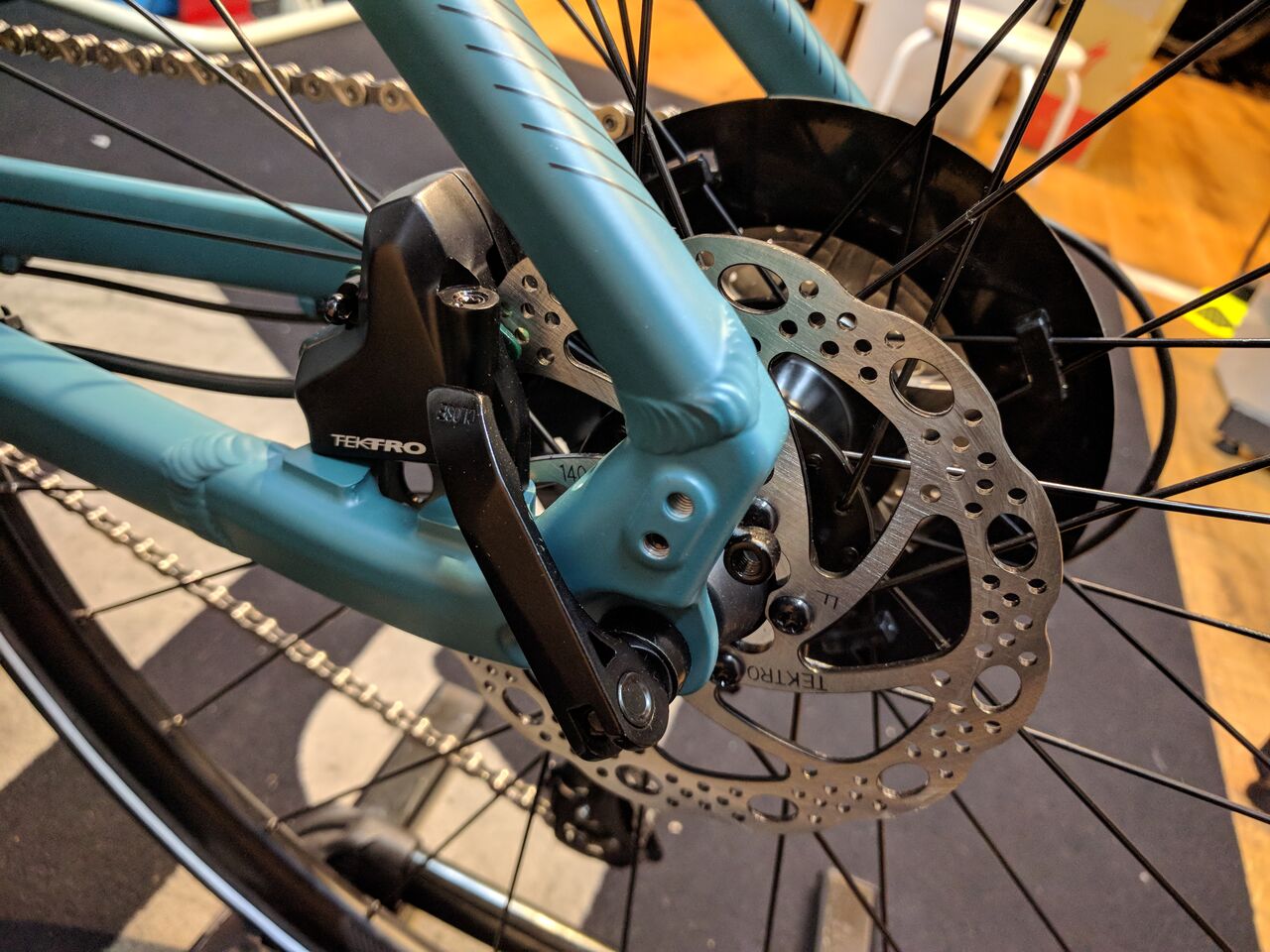クロスバイク入荷速報!「SPECIALIZED SIRRUS 3.0 Satin Dusty クロスバイク入荷速報!「SPECIALIZED SIRRUS 3.0 Satin Dusty