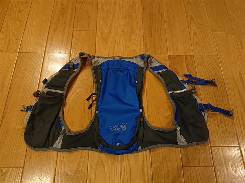 レビュー】MountainHardWear FluidRaceVestPack（フリューイッ