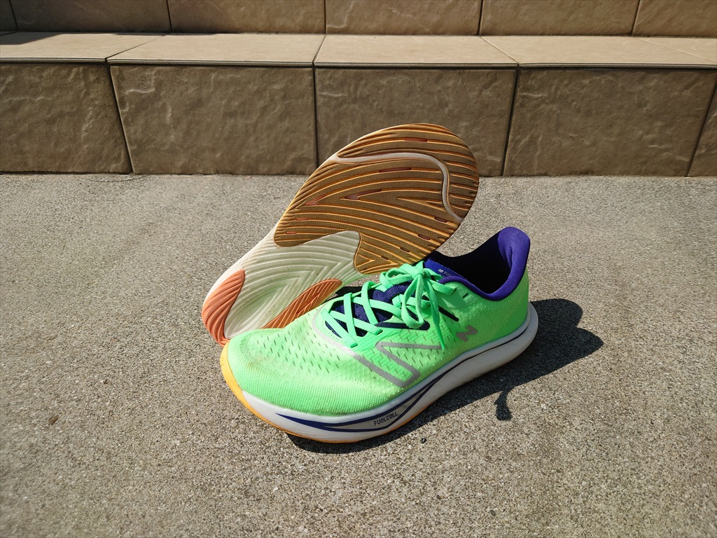 レビュー】newbalance FuelCell REBEL v3がやっぱり楽しい レビュー】newbalance FuelCell REBEL v3がやっぱり楽しい
