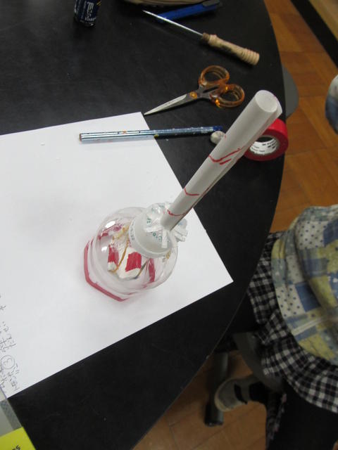 力で変形するもの 力をのぞくと元の形に戻るもの 弓矢の工作 小学校理科教材ヒント 力で変形するもの 力をのぞくと元の形に戻るもの 弓矢の工作 小学校理科教材ヒント