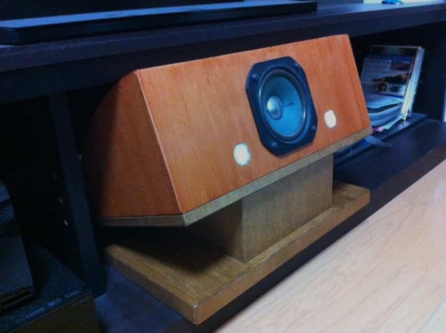 センタースピーカースタンドの製作 工作と競馬