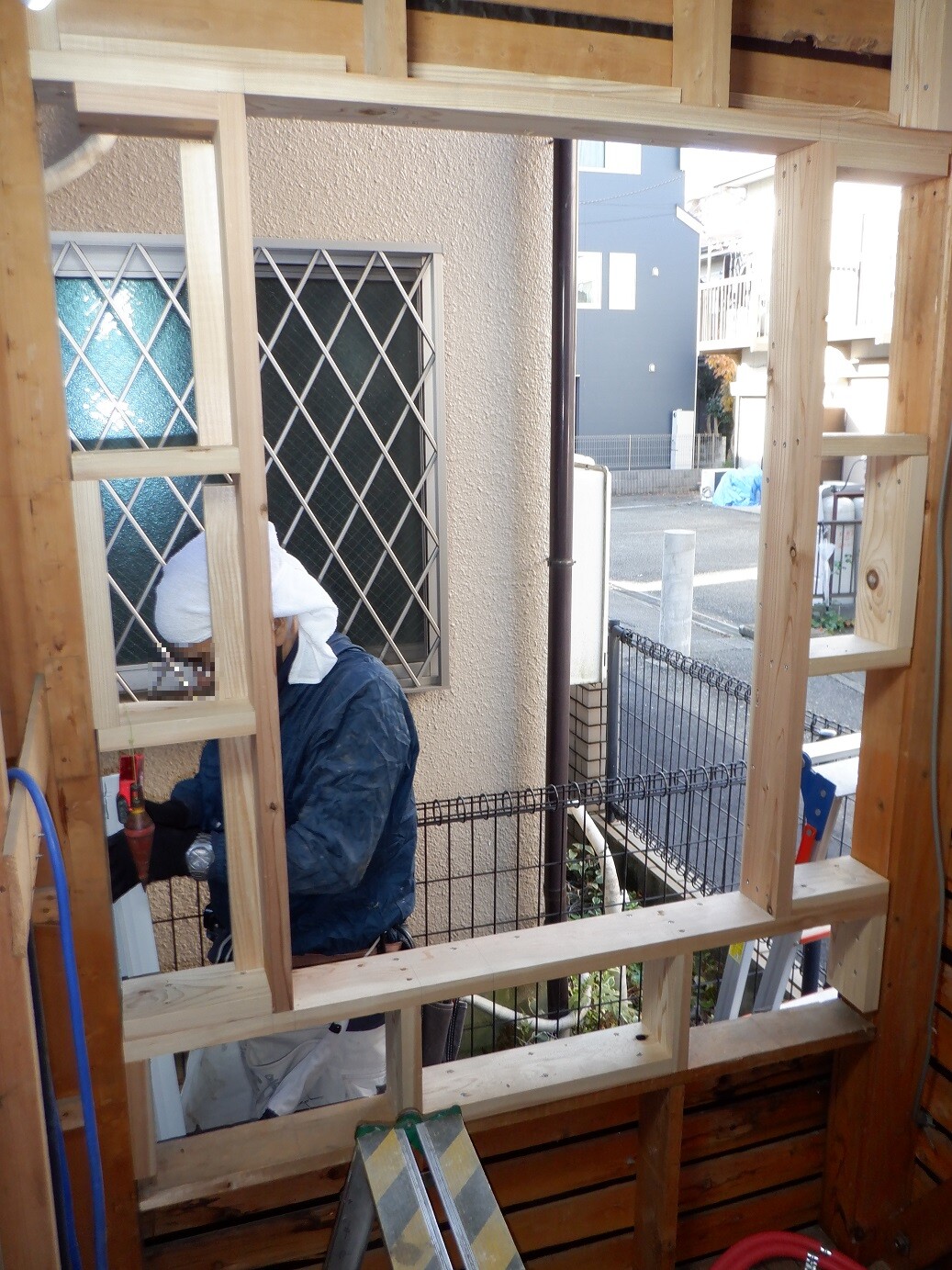 窓 サッシ ■格安■2点 システムバス取り外し　DIYに　★お気軽に交渉どうぞ★ 窓 サッシ □格安□2点 システムバス取り外し DIYに ☆お気軽に交渉