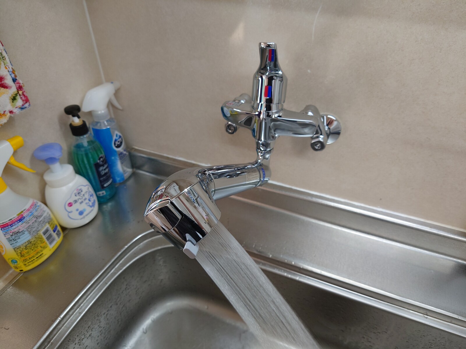 タカギ蛇口一体型浄水器 壁出しタイプ シーン ホーム ファクトリー リフォーム日記 0