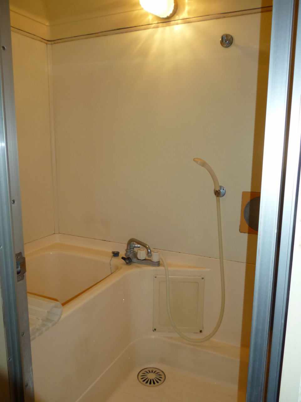 追い焚きなしでも温かいお風呂 魔法びん浴槽 シーン ホーム ファクトリー リフォーム日記 0