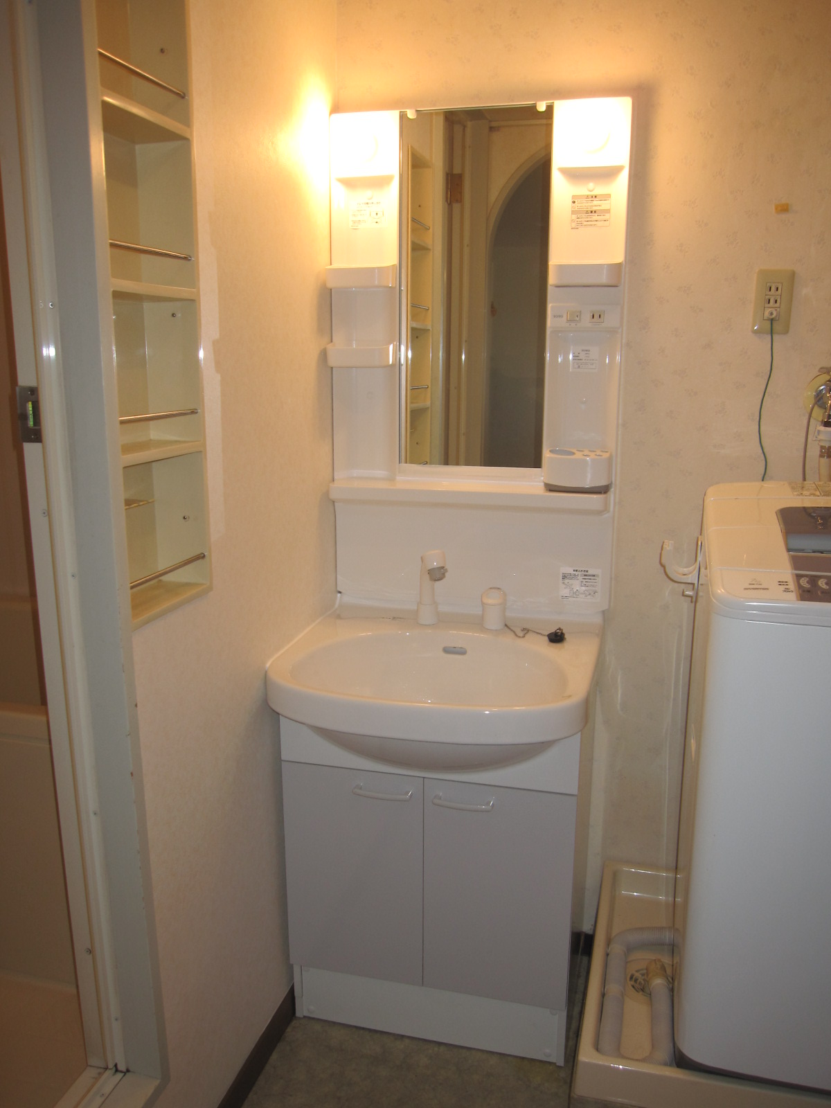 おすすめシャンプードレッサー シーン ホーム ファクトリー リフォーム日記 0