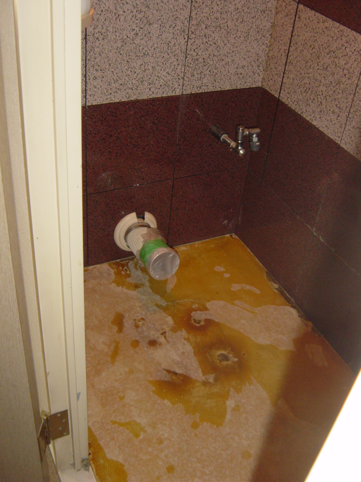 マンション壁排水対応 Totoトイレ ｇｇ シーン ホーム ファクトリー リフォーム日記 0