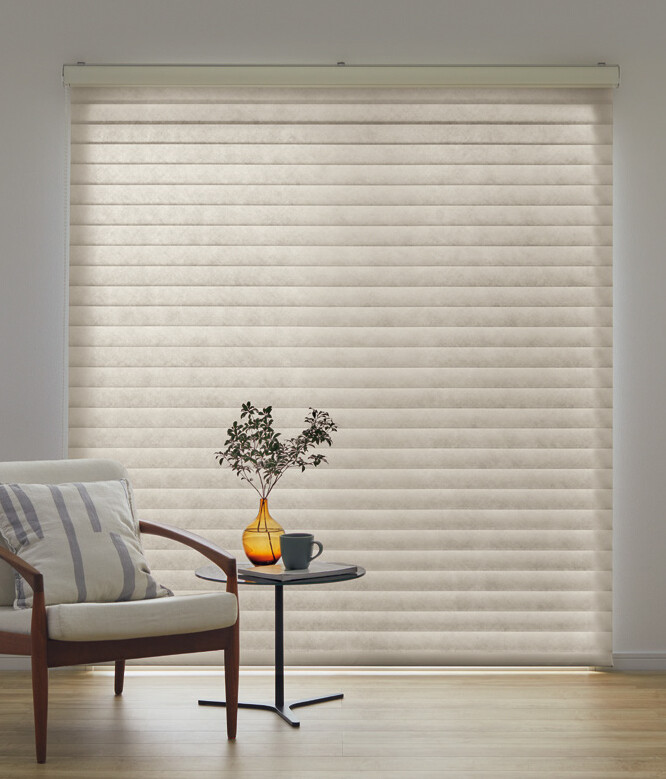 タチカワブラインド ルミエ調光ロールスクリーン 巾1670㍉高さ2000㍉新品 タチカワブラインド ルミエ調光ロールスクリーン 巾1670㍉高さ2000㍉新品