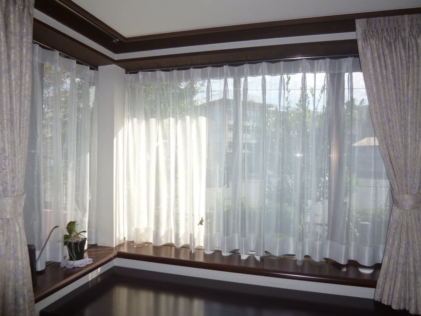 出窓レースカーテン : 『シーン・ホーム・ファクトリー