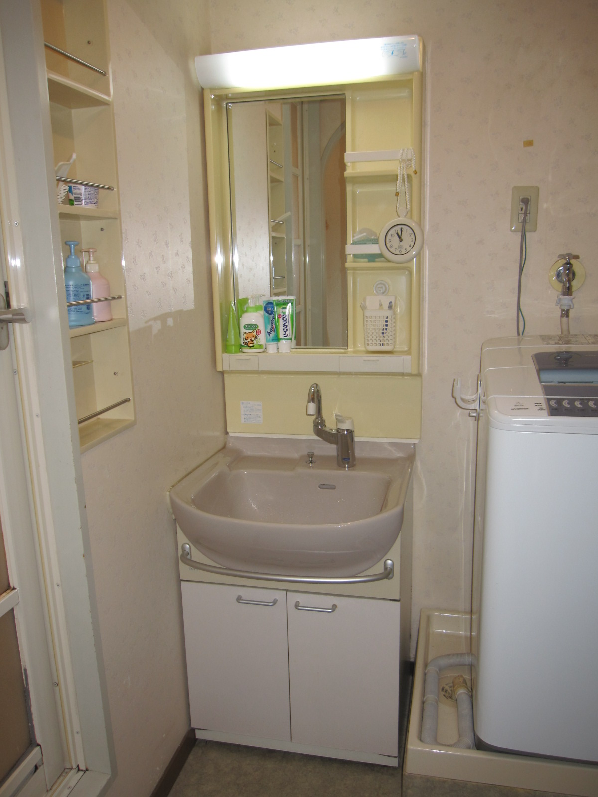 おすすめシャンプードレッサー シーン ホーム ファクトリー リフォーム日記 0