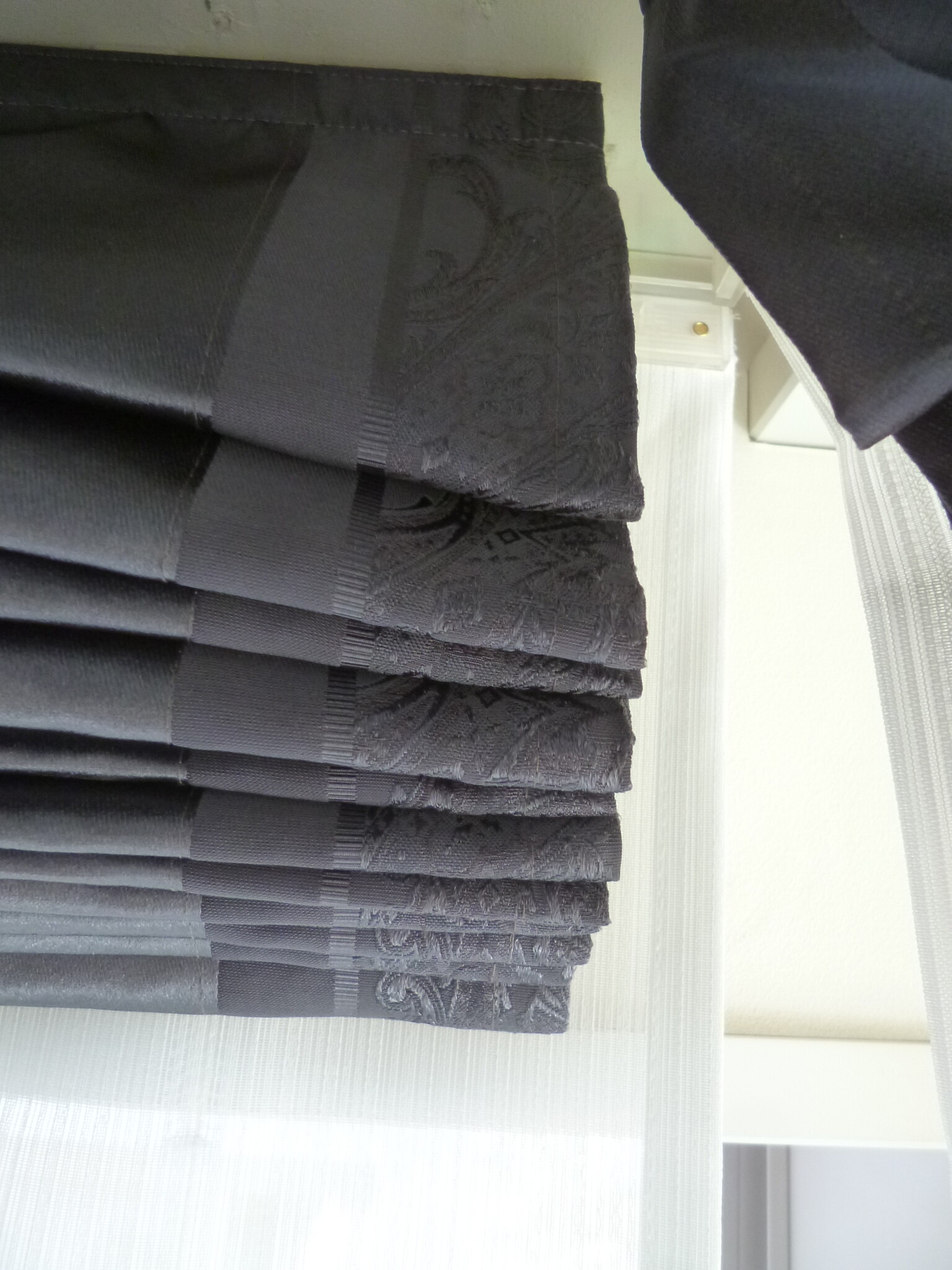 窓まわり工事＜リリカラ：ダブルシェード取付＞ : 『シーン