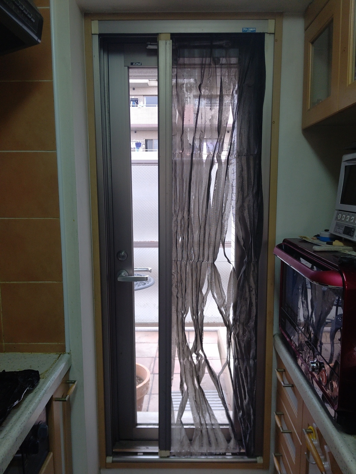 アコーデオン網戸 プリーツ網戸 交換 シーン ホーム ファクトリー リフォーム日記 0