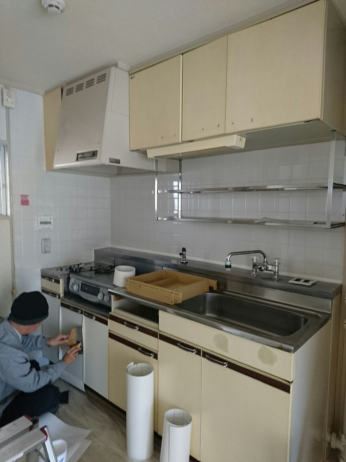 キッチン扉リフォーム シート貼り シーン ホーム ファクトリー リフォーム日記 0