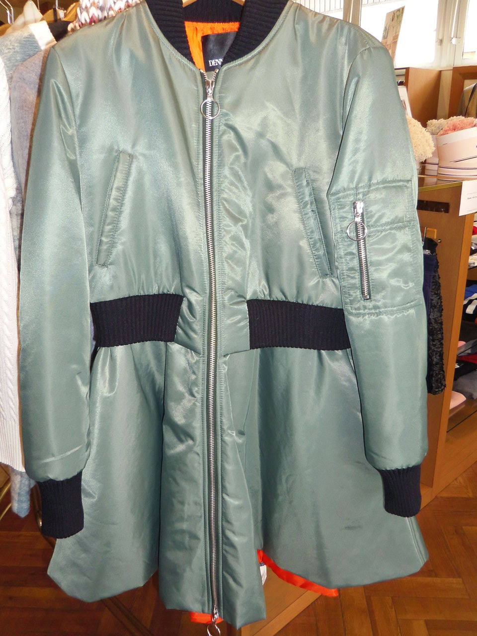 グリーン系 M海外ブランド Denny Rose Ma 1 ワンピースコート ジャンパー ブルゾン ジャケット アウターグリーン系m Www Marengoef Com