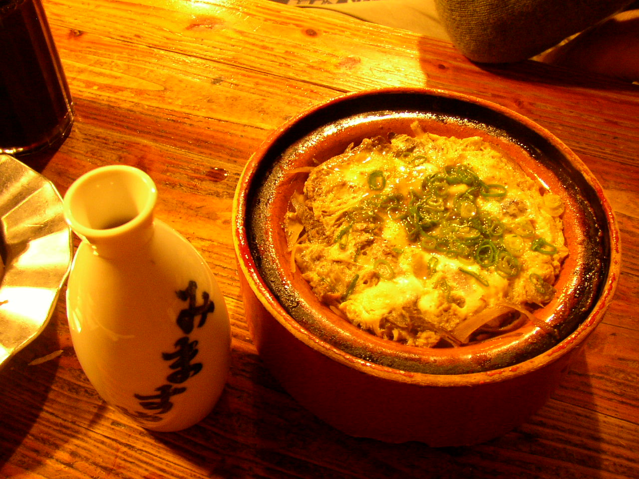 神田のみますや 中年とオブジェ