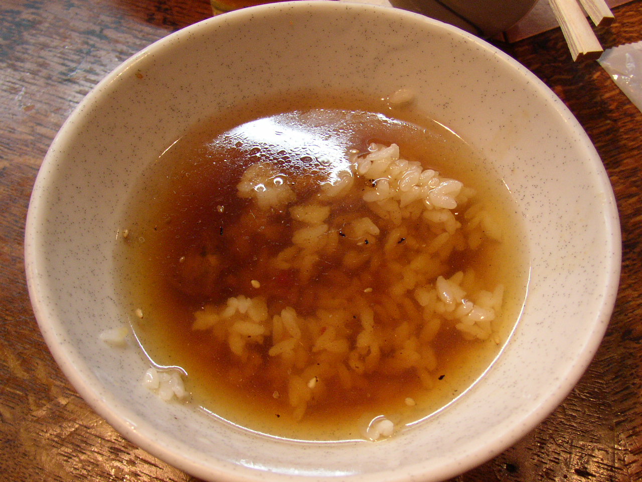 老舗ジンギスカンだるまでジンギスカン茶漬け 中年とオブジェ