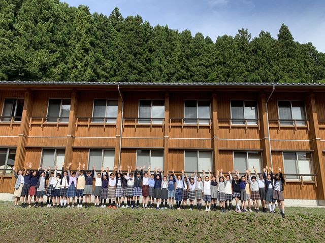 1D1D7F58-E0A0-4B5F-A018-2F00F9F3621C