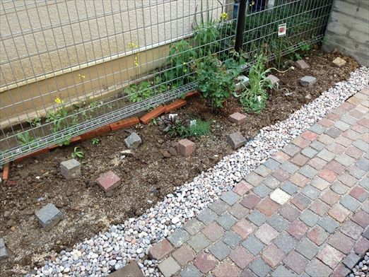 外構diy 34 アプローチブロック積み完成 空のみえる家