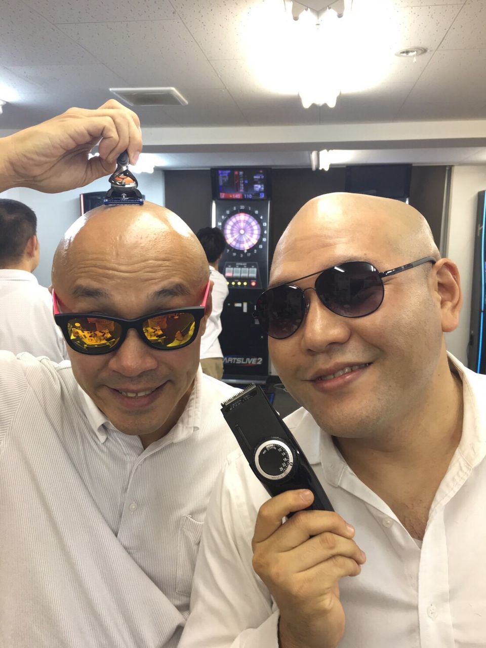 ラボでスキンヘッド祭り 笑 ダーツマニアックス Darts Maniax ラボでスキンヘッド祭り 笑 ダーツマニアックス Darts Maniax