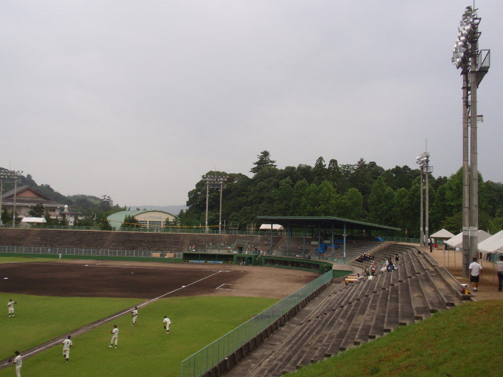 倉吉市営関金野球場