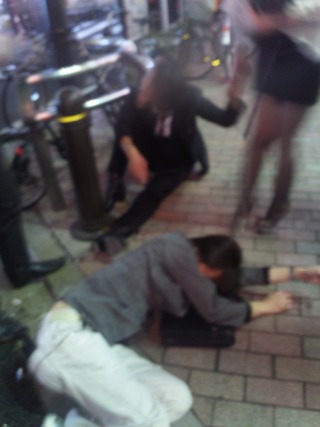 歌舞伎町 泥酔