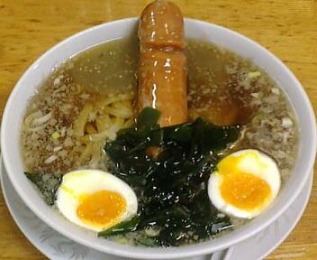 【画像あり】　まんさんセックスの前に食べたいソーセージ入りラーメンを開発wwwwwwwwwwwwwwwwwwww???「ソーセージ食べた後に俺のフランクフルトな」wwwwwwww