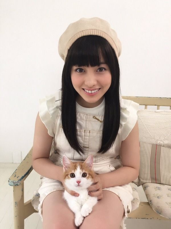 【画像】橋本環奈ちゃん、やっぱり猫派だったｗｗｗｗ　わ～ん（泣）