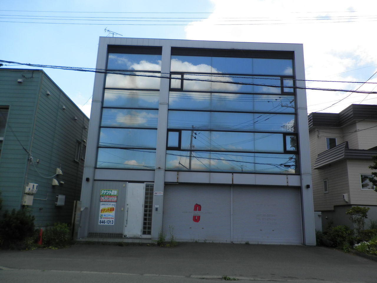 大型 3階建て1棟貸しの倉庫付き事務所物件 物件前面 1階部分で7 8台駐車可能 新道 高速道路至近でアクセスの良いエリア 札幌テナント物件ブログ 大型 3階建て1棟貸しの倉庫付き事務所物件 物件前面 1階部分で7 8台駐車可能 新道 高速道路至近でアクセスの良いエリア 札幌テナント物件ブログ