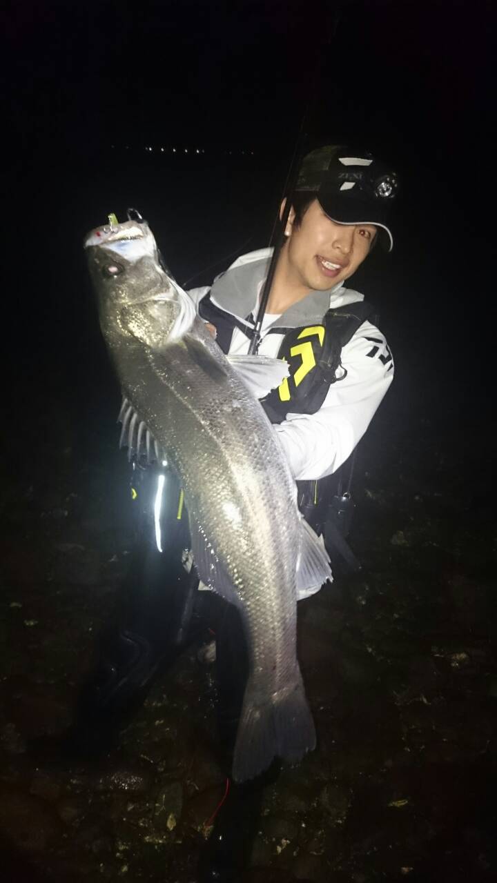 Mission1 ラブラックスAGSで釣ってこい!レポート1/3 : 次 Mission1 ラブラックスAGSで釣ってこい!レポート1/3 : 次