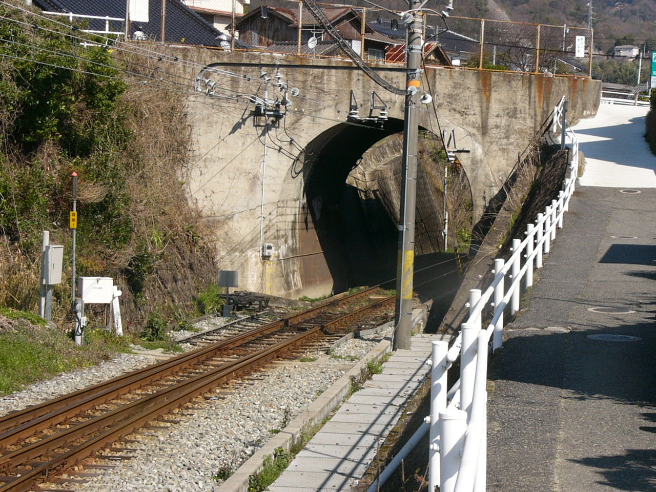 日本一短いトンネル Country Seaside Life 日本一短いトンネル Country Seaside Life
