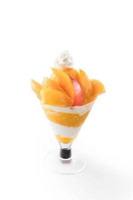 沖縄マンゴーパフェ