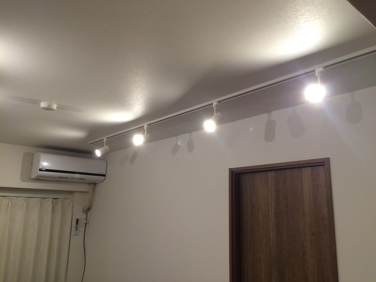 部屋が暑い 犯人は白熱電球 中古マンション購入記 30歳独身男 部屋が暑い 犯人は白熱電球 中古マンション購入記 30歳独身男