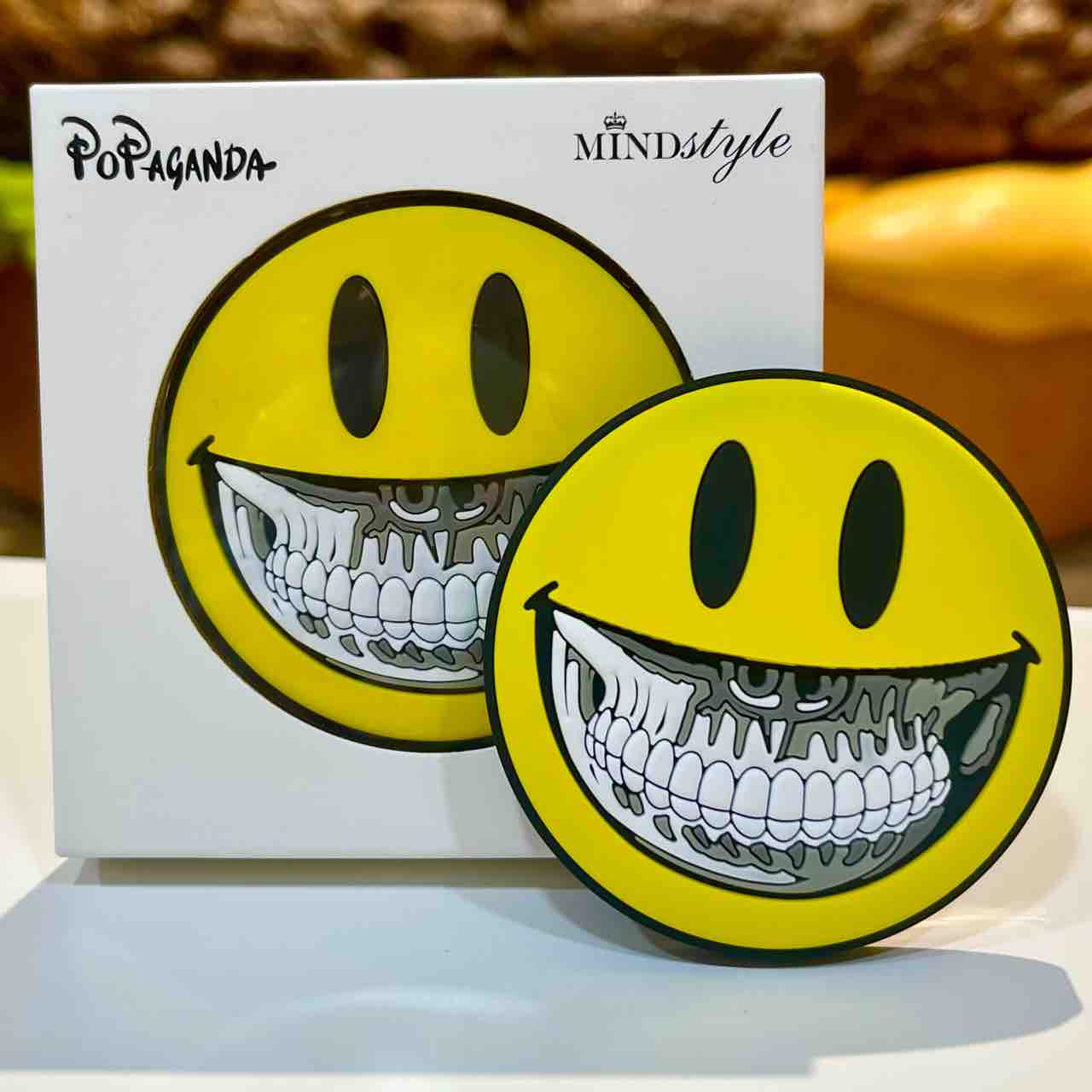 ブランド通販サイト Ron English Smile Magnet : SECRETBASE BLOG その他