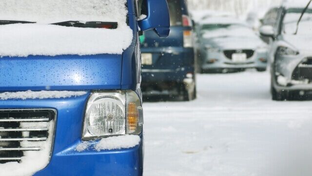 【貢献？】積雪に備えて、ニートの僕が、道路に熱湯を撒きました。