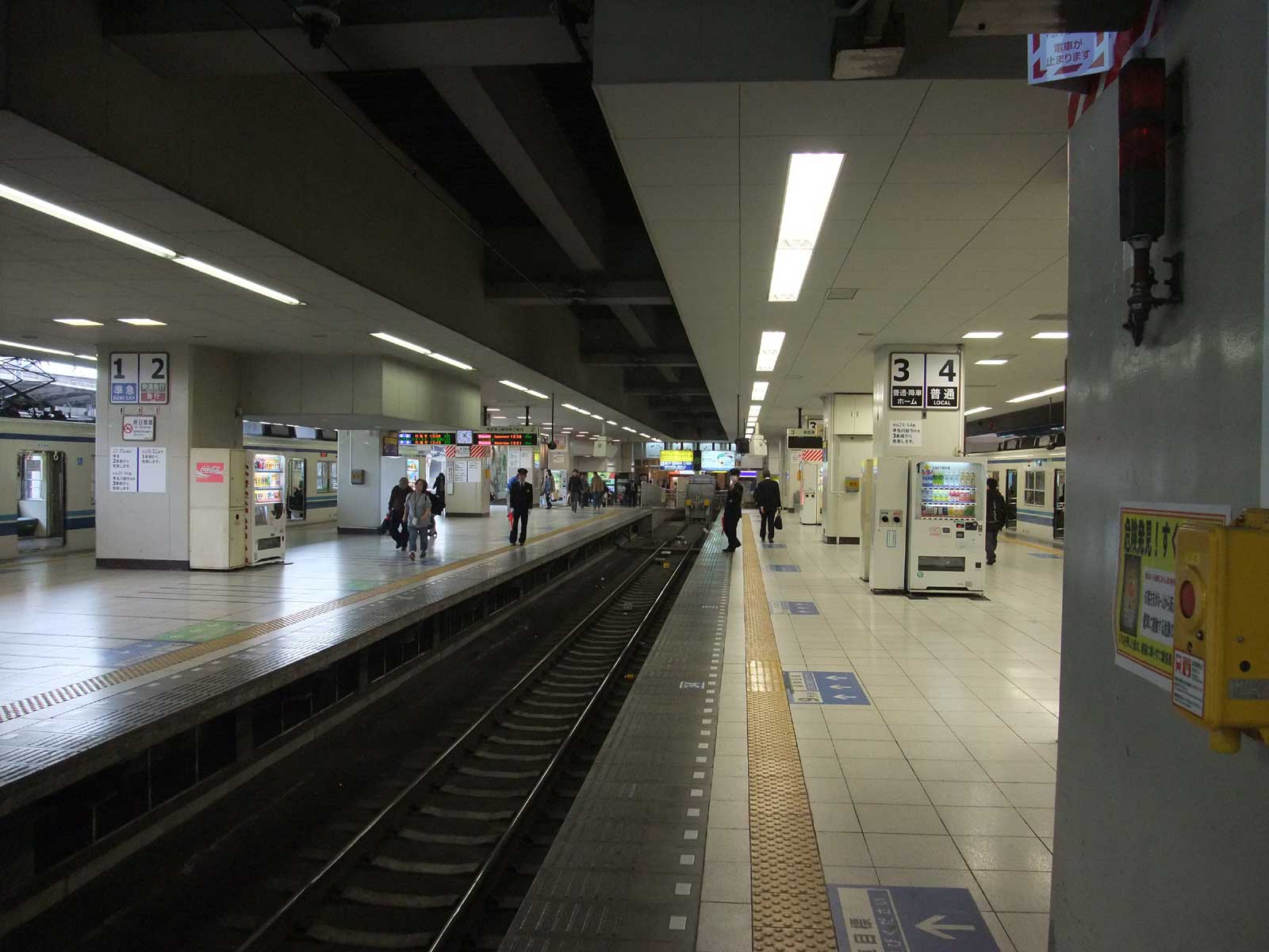 池袋駅のホームほか フリー写真素材置き場 もちろん無料