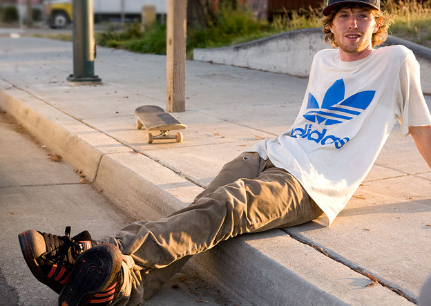 adidas Skateboarding】よりサイラス・バクスターニールのシグネチャー