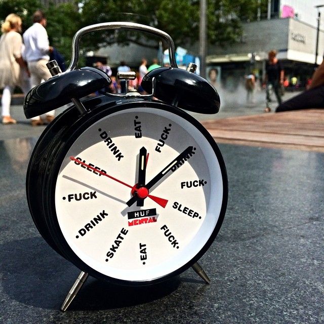 HUF - HUF⁄ハフ SKATE MENTAL ALARM CLOCK 時計 置き時計の通販 by
