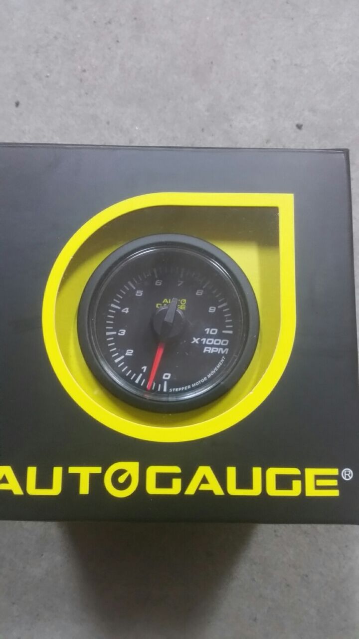 三菱ミニカ タコメーター 取り付けです 三菱gto好きな私のぺージで す 見てくださいね