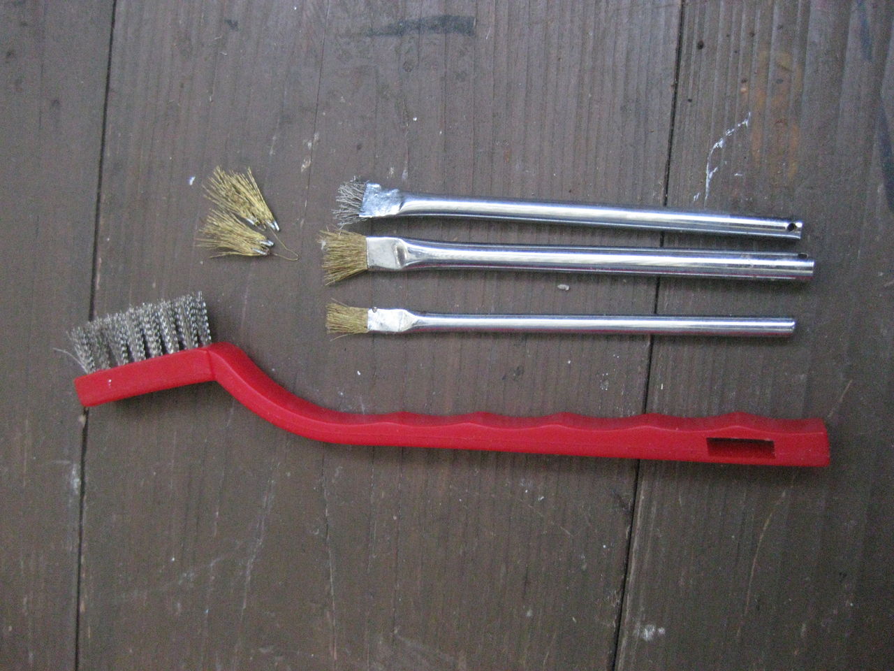 ワイヤーブラシ自作 沖縄ゲストハウス Bise４１６