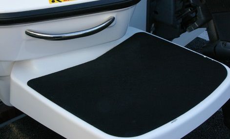 ボート改造 ⑤トランサムステップ製作 : 沖縄ゲストハウス ボート改造 ⑤トランサムステップ製作 : 沖縄ゲストハウス