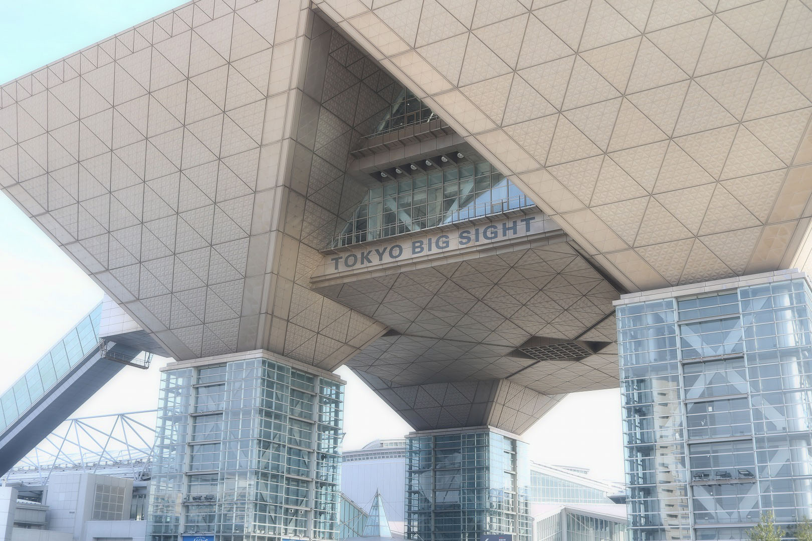 伊藤忠ファミリーセールに行ってきた 碧い空と本当の気持ち 伊藤忠ファミリーセールに行ってきた 碧い空と本当の気持ち