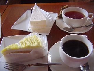ケーキ&コーヒー