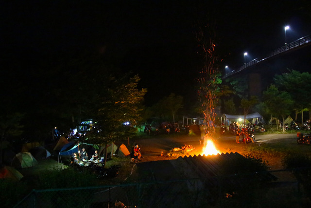 58570fa1.jpg