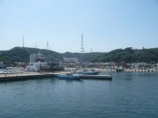 港