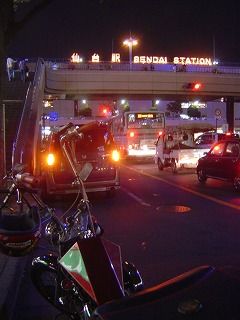 仙台駅とスティード