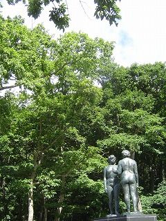 女神の像